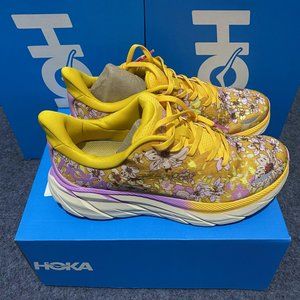 Hoka Clifton 8 free people floral pink yellow